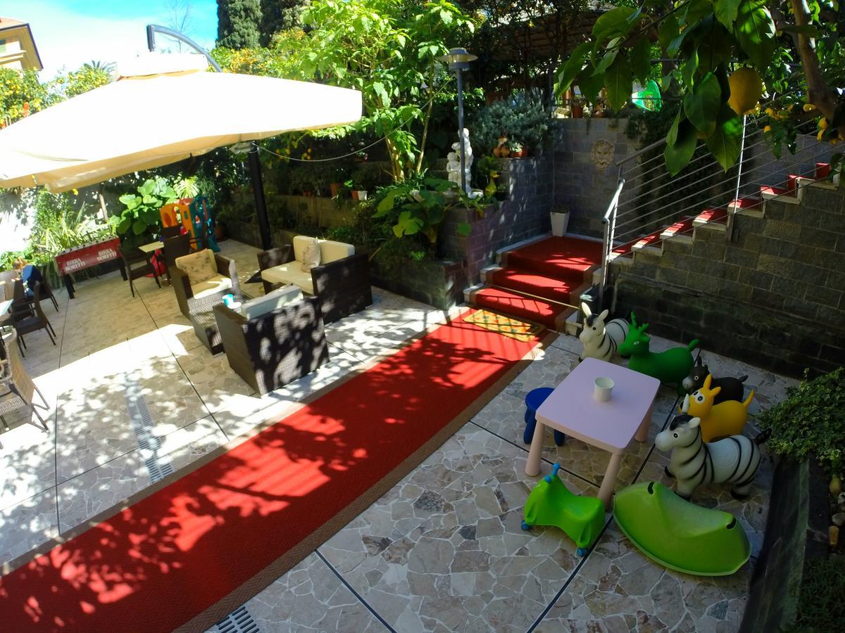 Hotel Villa Delibera Varazze Esterno foto
