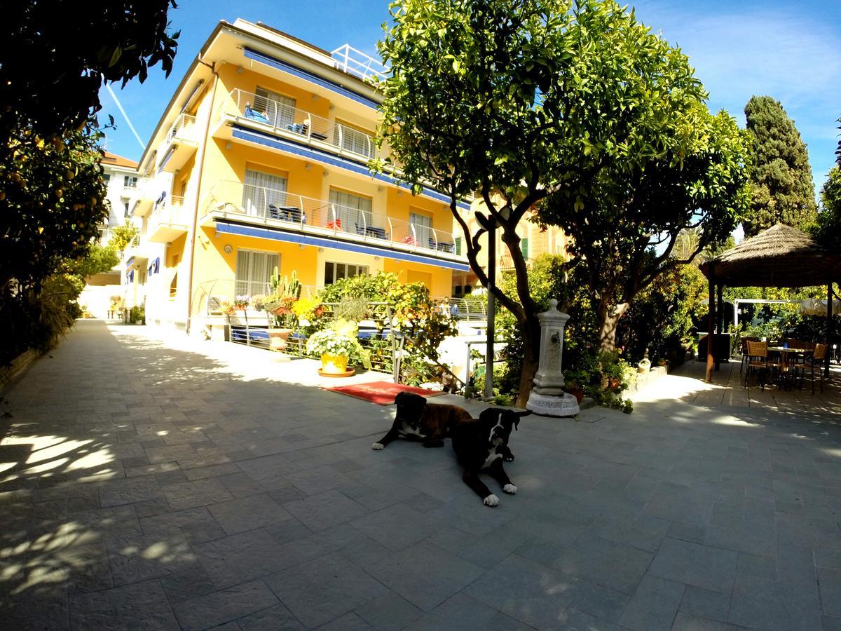 Hotel Villa Delibera Varazze Esterno foto