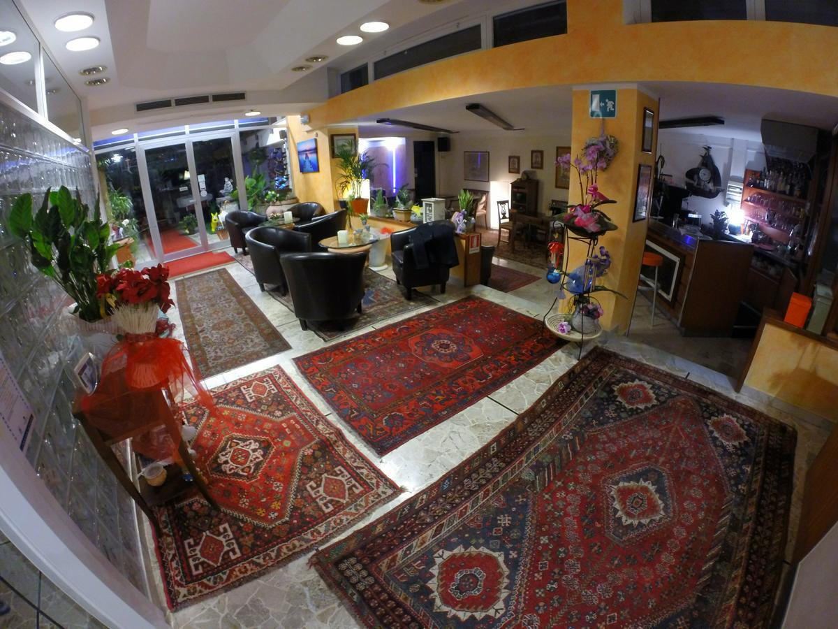 Hotel Villa Delibera Varazze Esterno foto