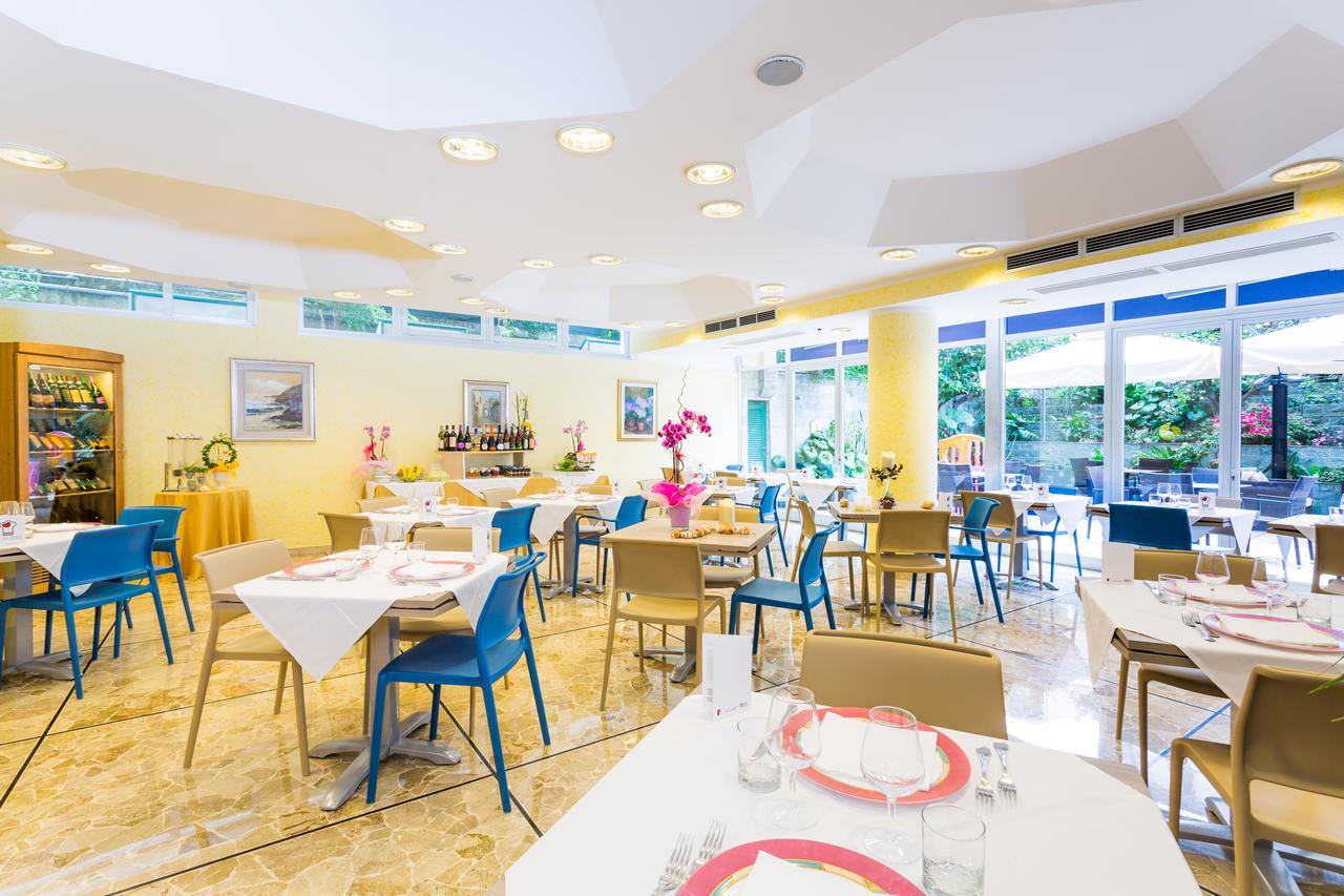 Hotel Villa Delibera Varazze Esterno foto