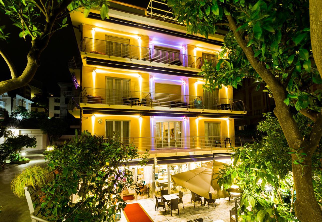 Hotel Villa Delibera Varazze Esterno foto