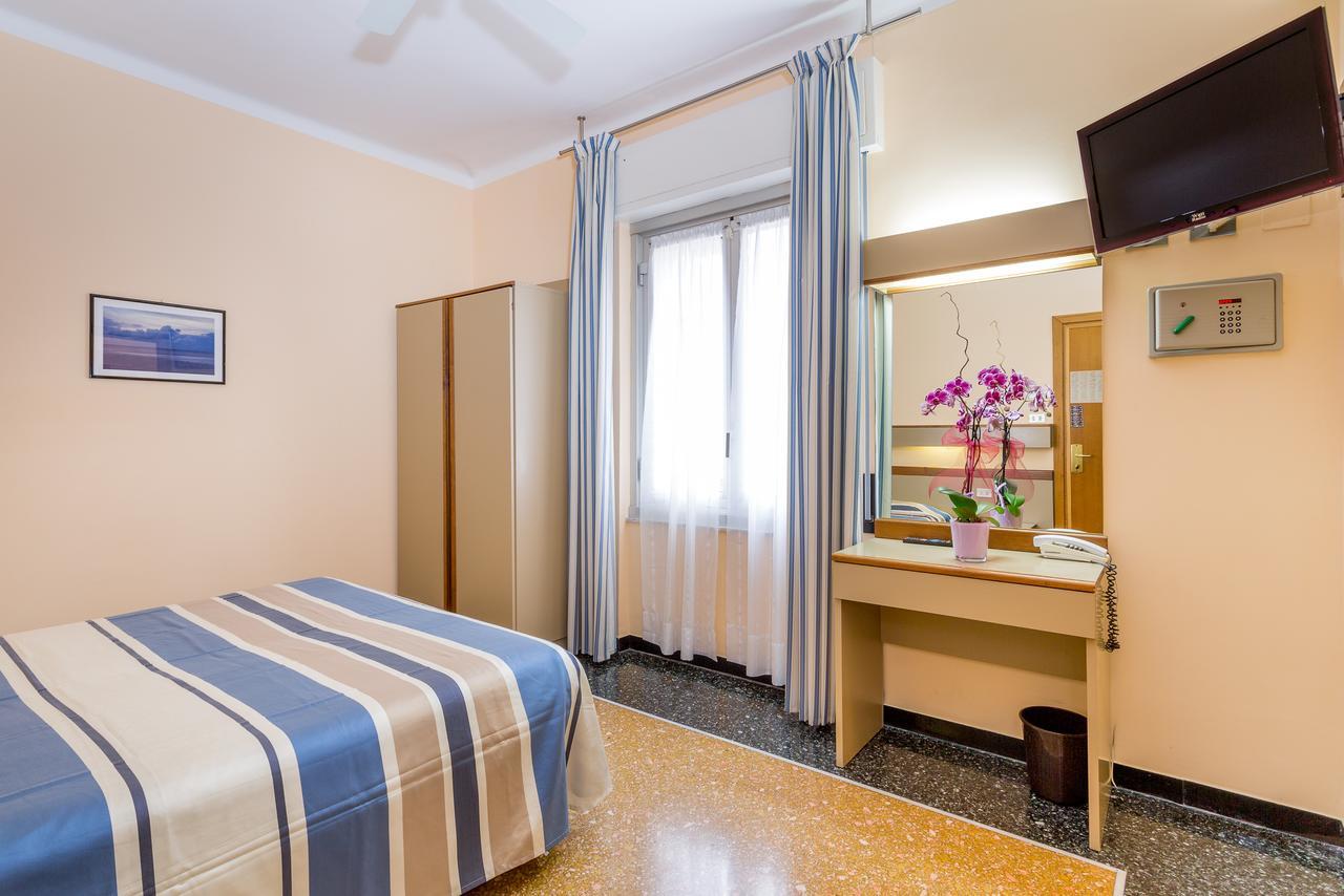 Hotel Villa Delibera Varazze Camera foto