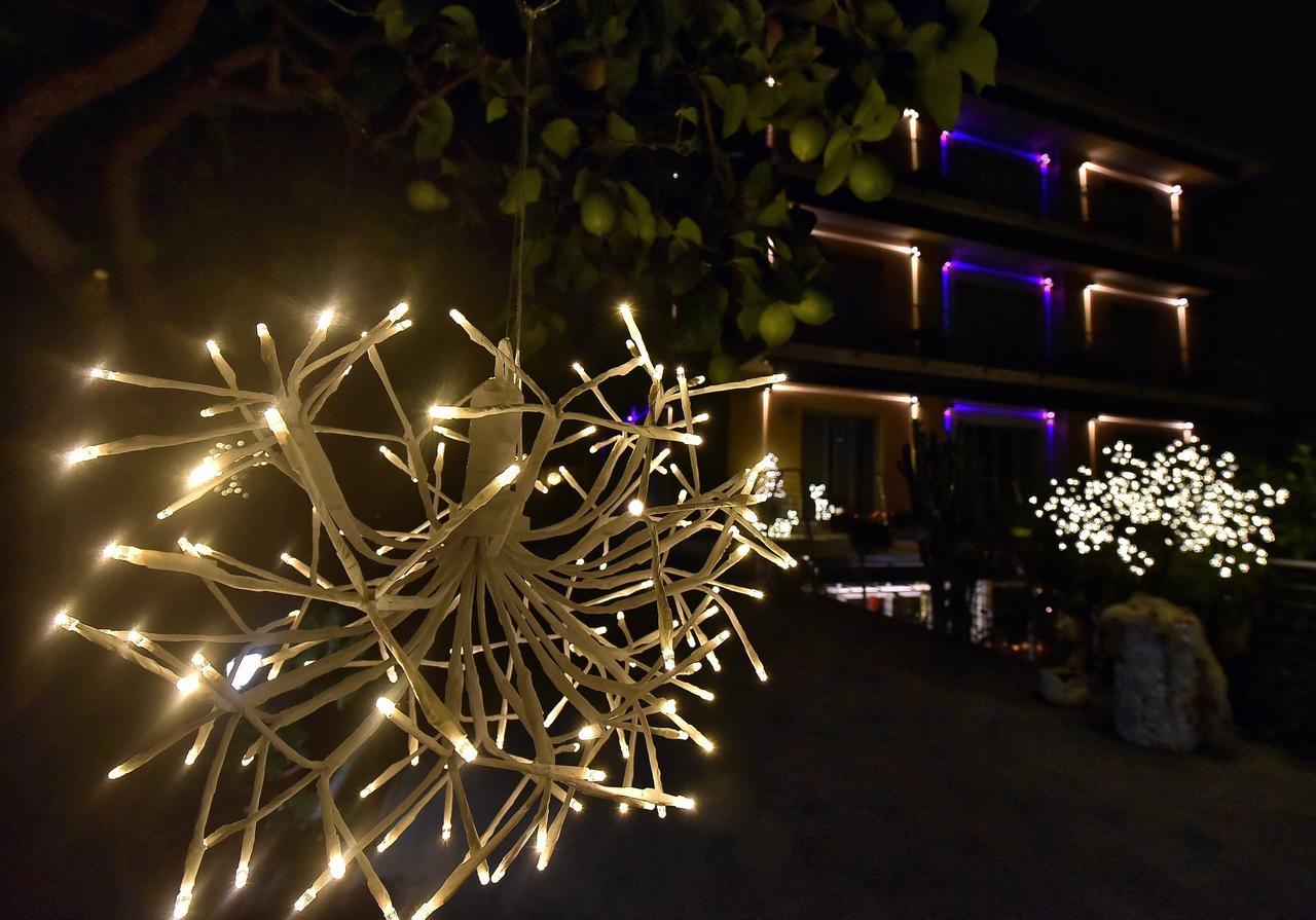Hotel Villa Delibera Varazze Esterno foto